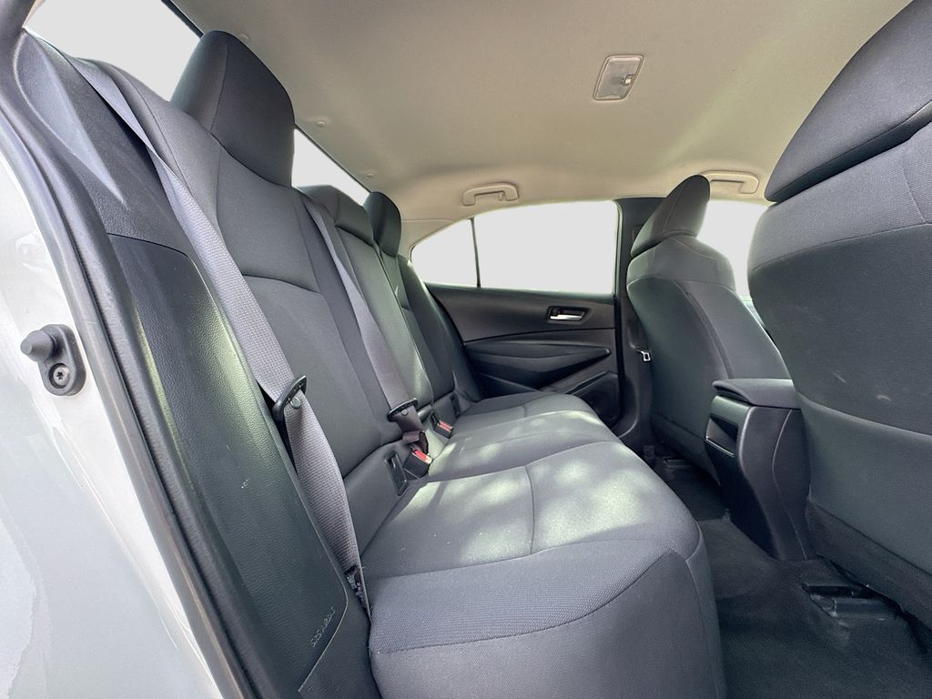 2021 Toyota Corolla LE - Photo 27