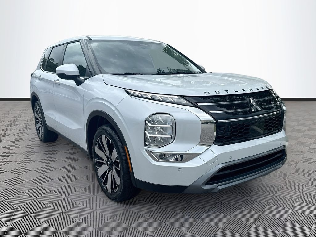 New 2026 Mitsubishi Outlander SE SUV