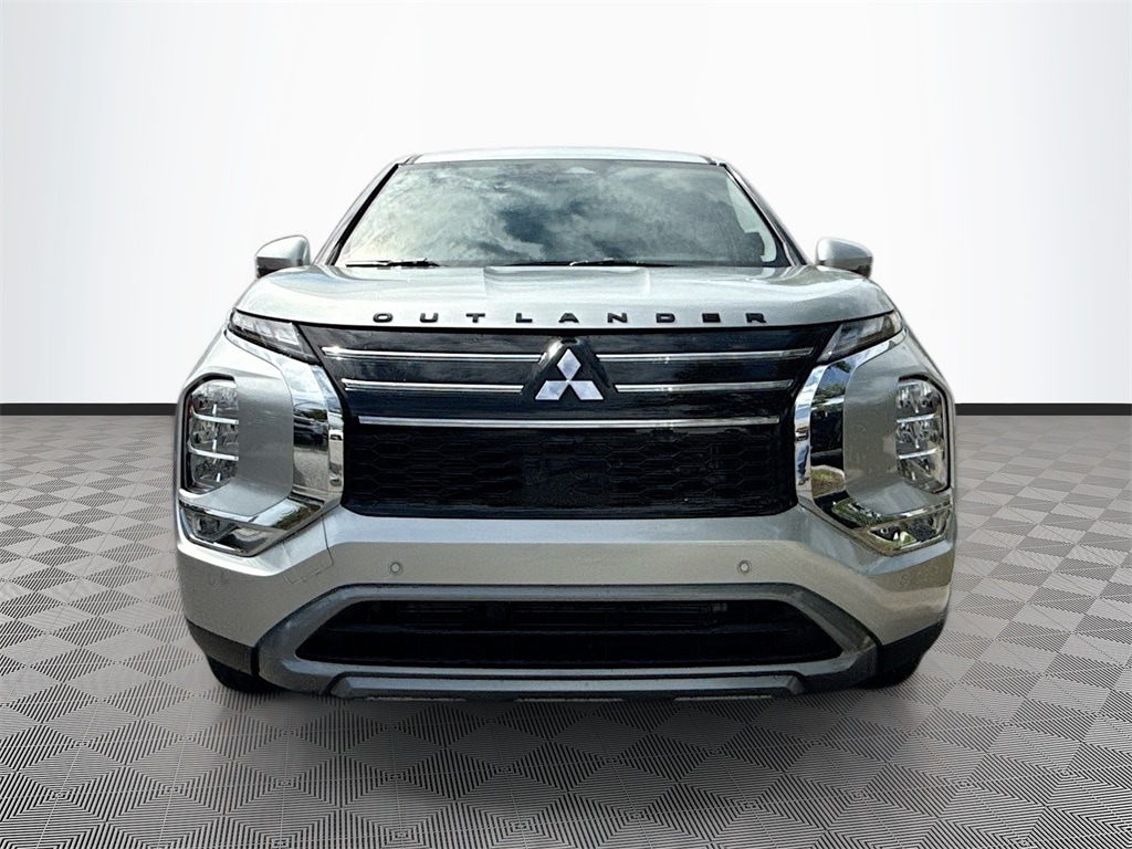 New 2025 Mitsubishi Outlander SE SUV