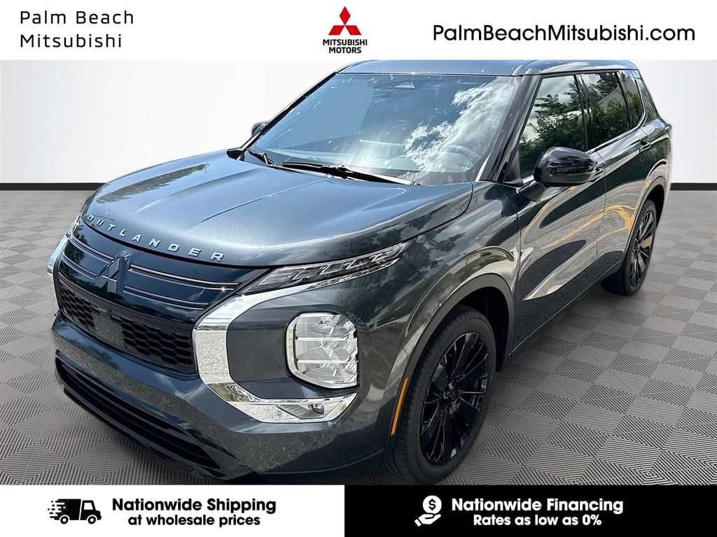 2026 Mitsubishi Outlander LE FWD's photo