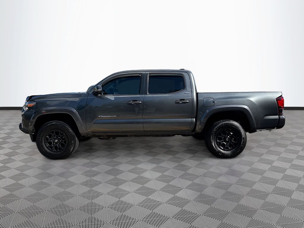 2022 Toyota Tacoma SR5 - Photo 9