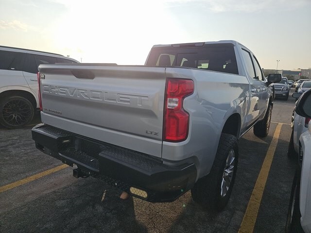 2021 Chevrolet Silverado 1500 LTZ photo 2