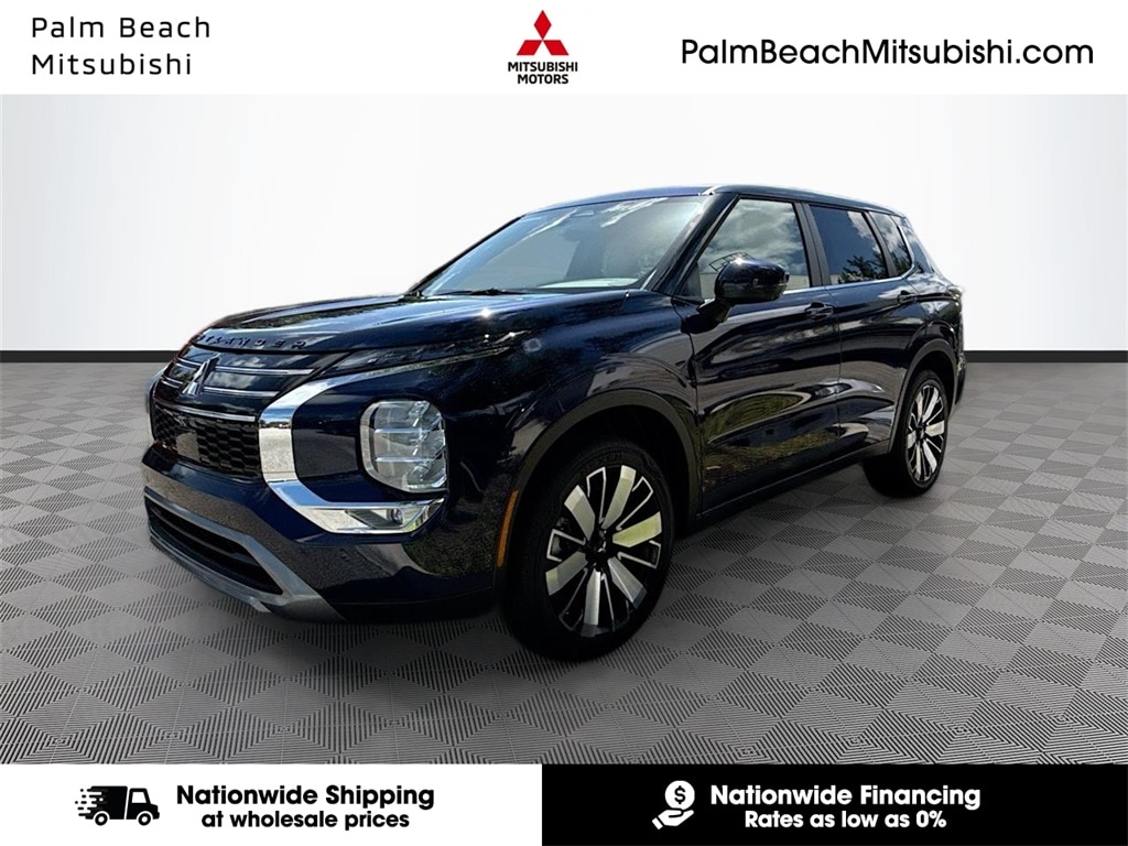 2025 Mitsubishi Outlander SE's photo