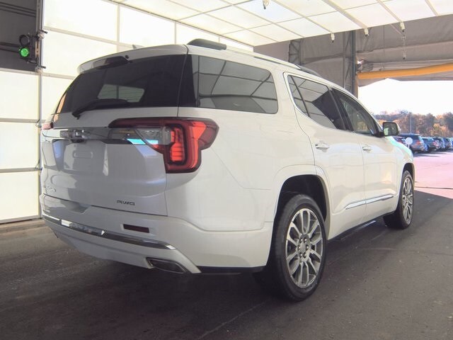 2023 Gmc Acadia Denali photo 4
