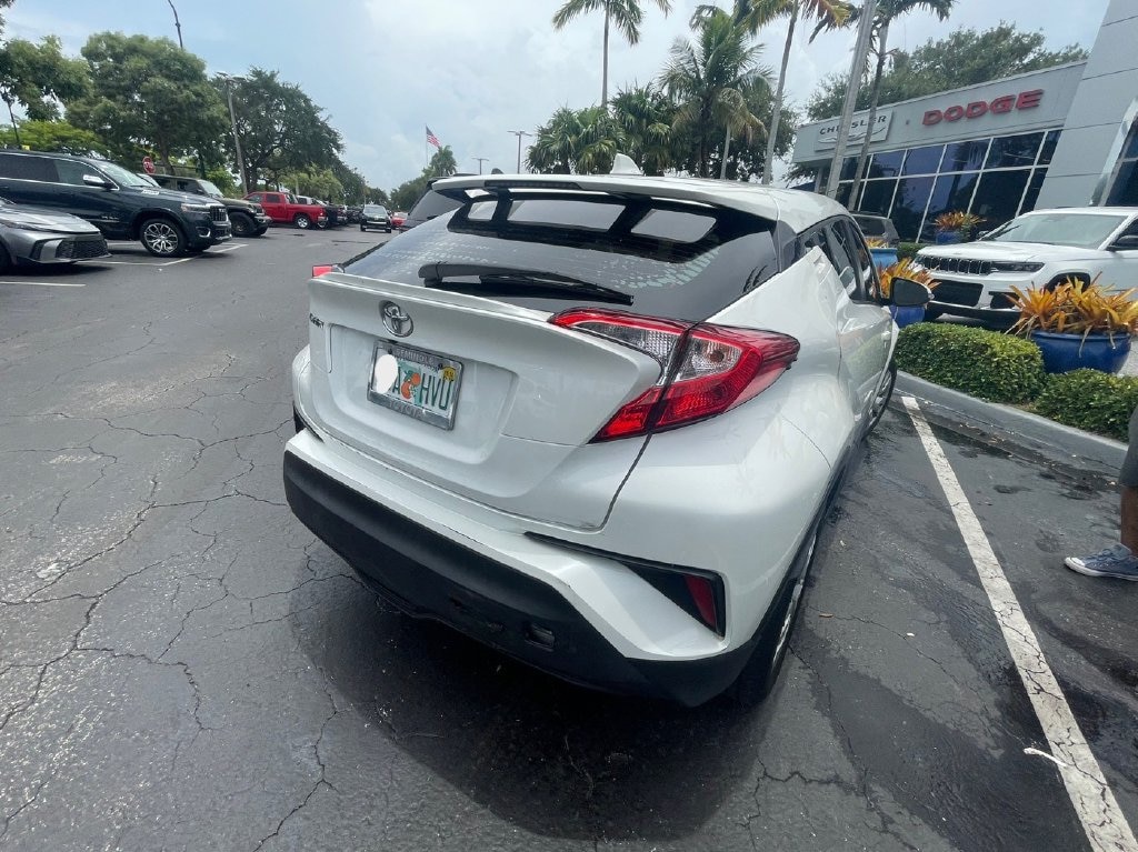 Used 2021 Toyota C-HR LE SUV
