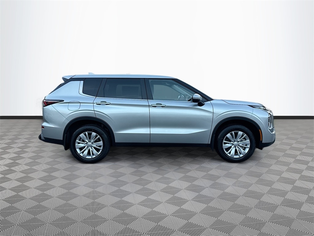 New 2025 Mitsubishi Outlander ES SUV