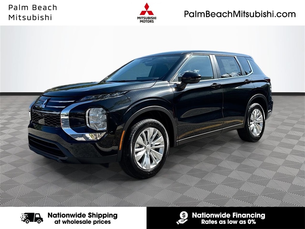 2025 Mitsubishi Outlander ES's photo