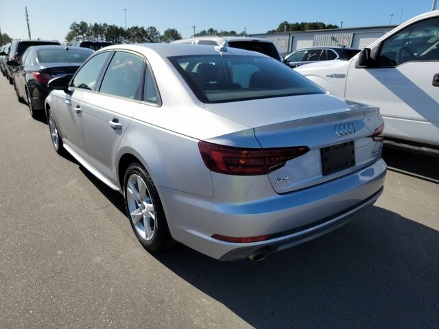 2018 Audi A4 2.0T Ultra Premium photo 4