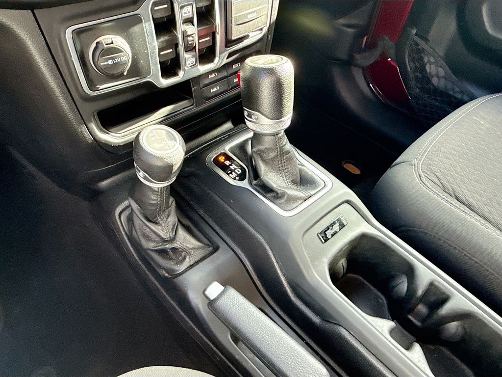 2021 Jeep Wrangler Unlimited 80TH - Photo 18