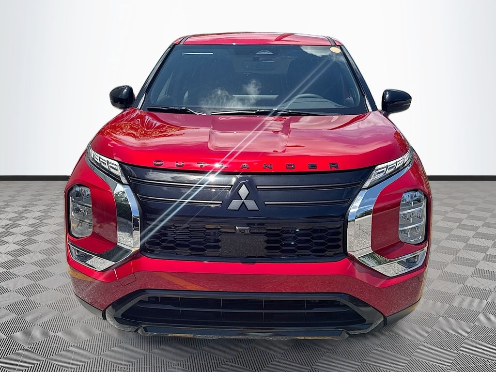 New 2026 Mitsubishi Outlander LE SUV