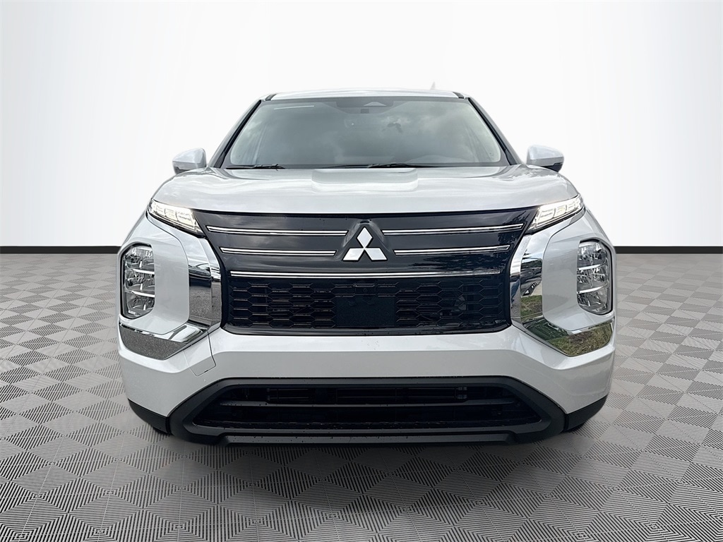 New 2025 Mitsubishi Outlander ES SUV