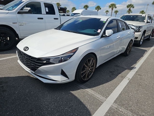 2022 Hyundai Elantra SEL