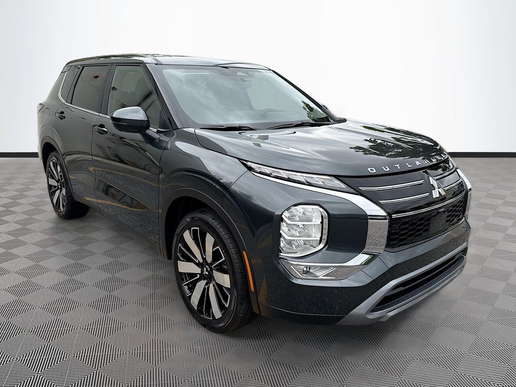 New 2026 Mitsubishi Outlander SE SUV