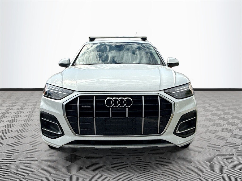2021 Audi Q5 45 Premium Plus photo 2