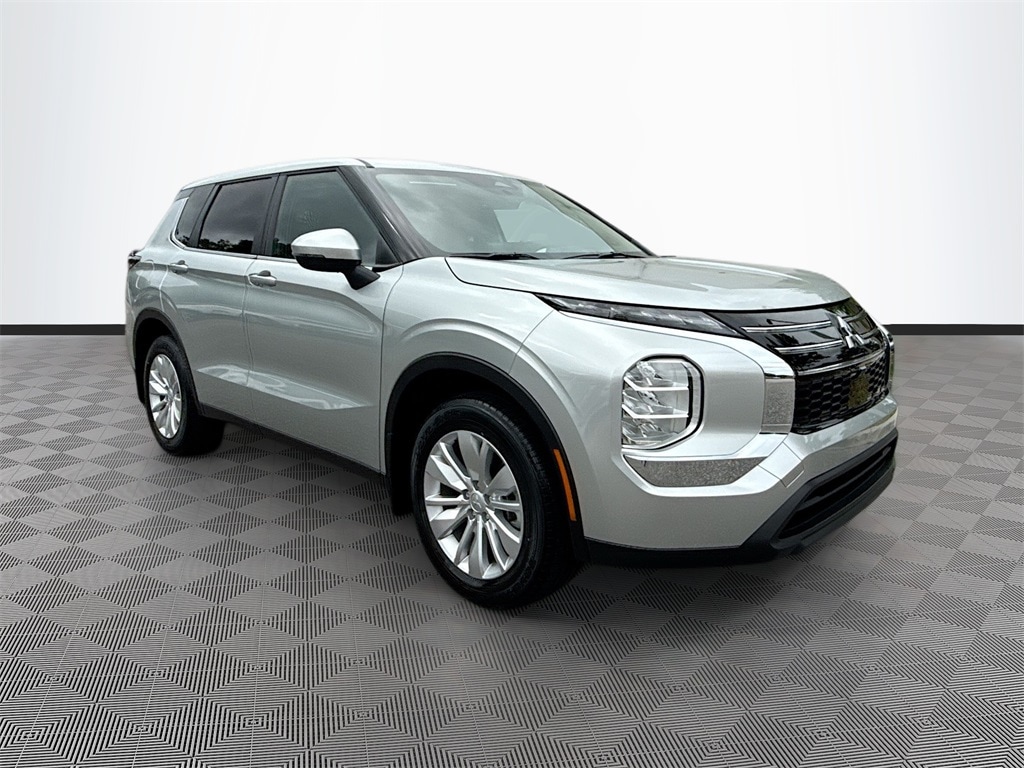 New 2025 Mitsubishi Outlander ES SUV