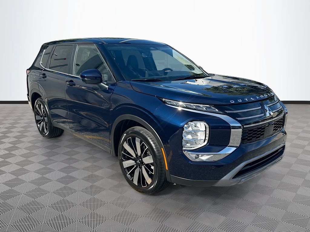 New 2026 Mitsubishi Outlander SE SUV