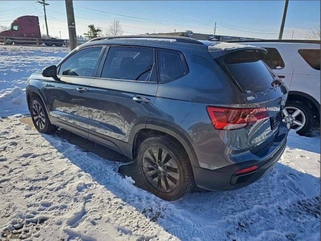 Used 2022 Volkswagen Taos 1.5T S SUV