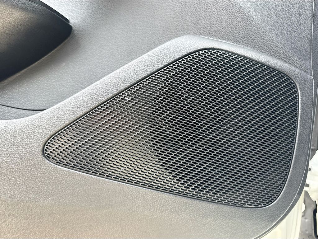 2021 Toyota Corolla LE - Photo 19