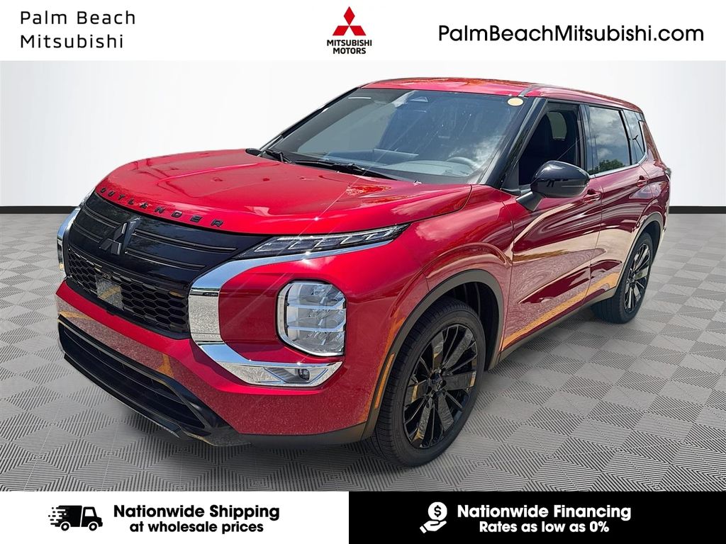 2026 Mitsubishi Outlander LE FWD's photo
