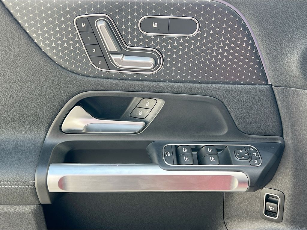 2024 Mercedes-Benz EQB Base - Photo 19