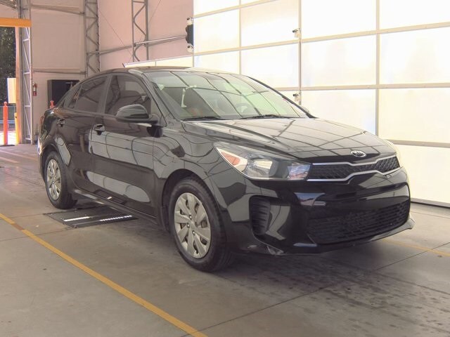 2020 Kia Rio LX photo 3