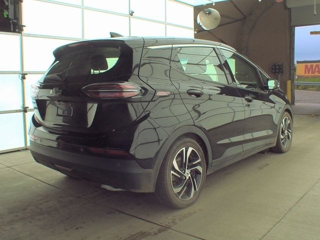 Used 2022 Chevrolet Bolt EV 2LT with VIN 1G1FX6S07N4100241 for sale in West Palm Beach, FL