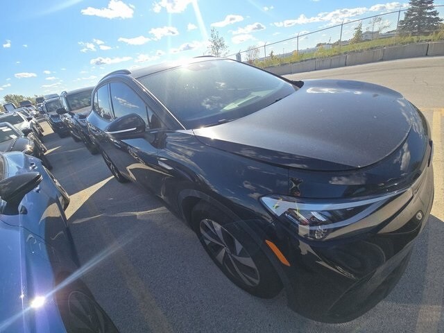 2023 Volkswagen ID.4 Pro photo 3