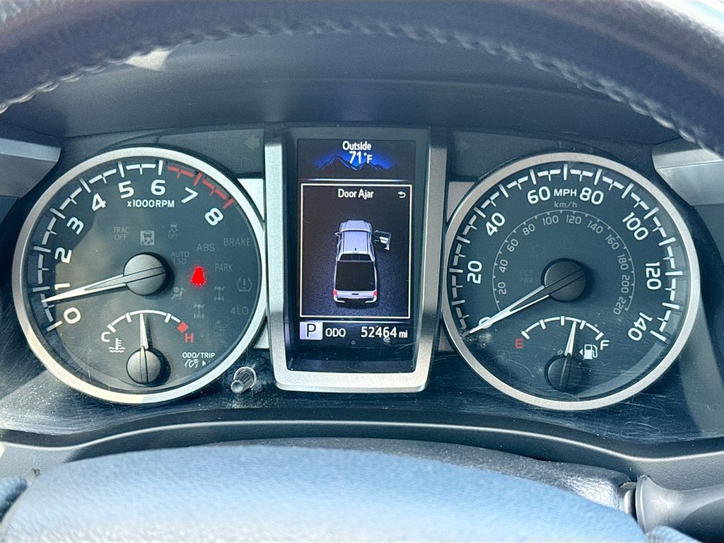 2022 Toyota Tacoma SR5 - Photo 13