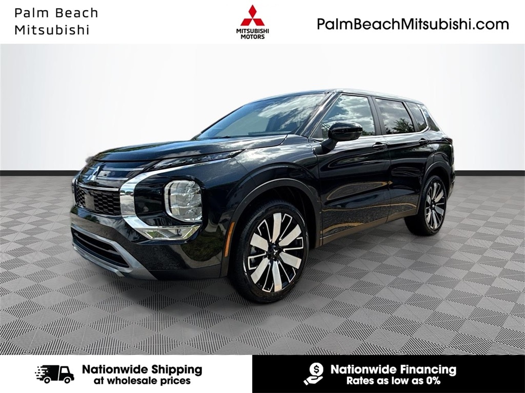 2025 Mitsubishi Outlander SE's photo