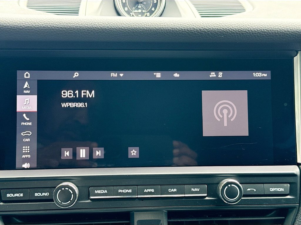 2021 Porsche Macan Base - Photo 16