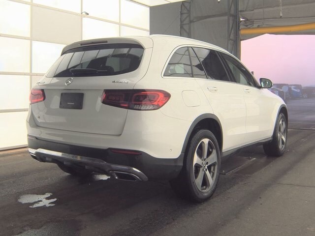 2022 Mercedes Benz GLC 300 4MATIC photo 2