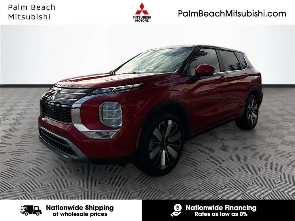 2025 Mitsubishi Outlander SE's photo