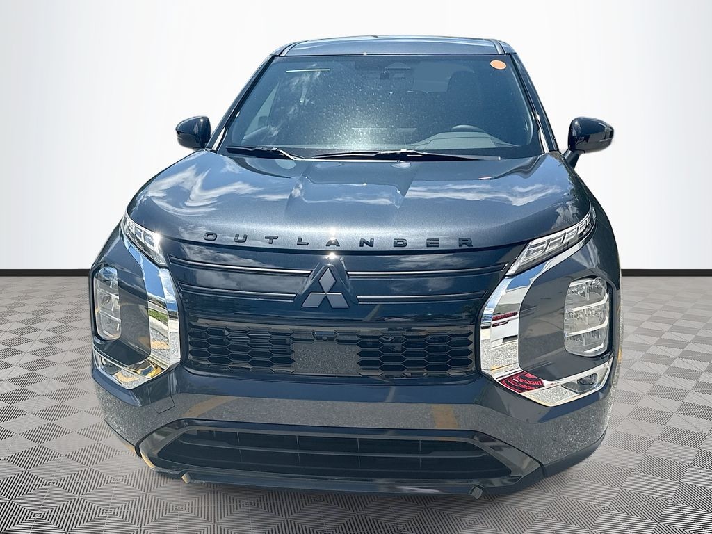New 2026 Mitsubishi Outlander LE SUV