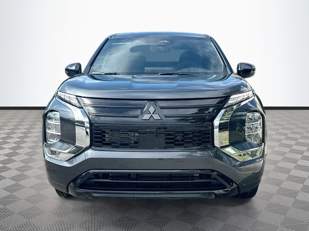 New 2026 Mitsubishi Outlander LE SUV