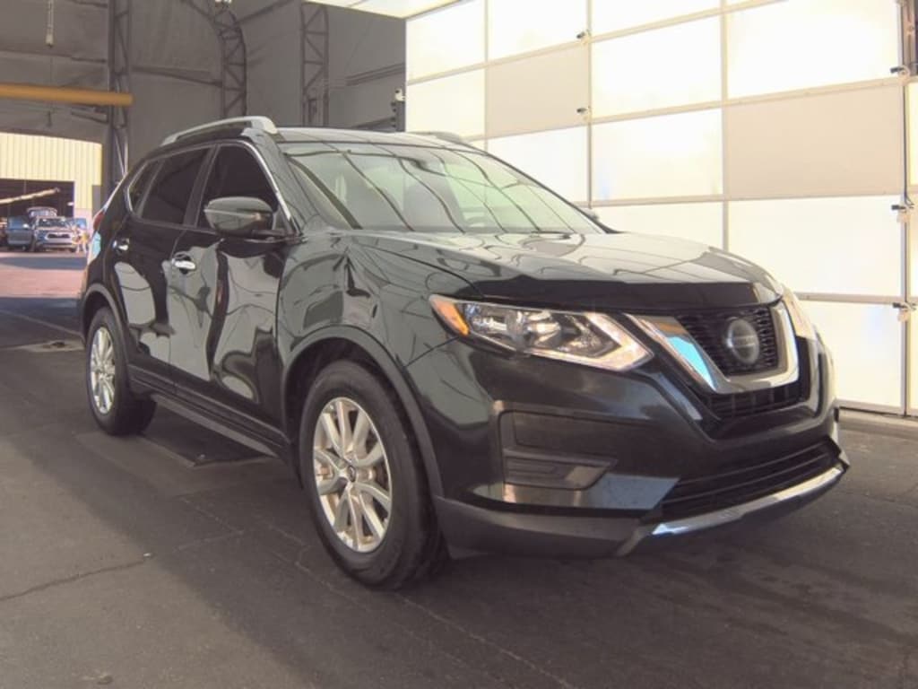 Used 2018 Nissan Rogue SV SUV