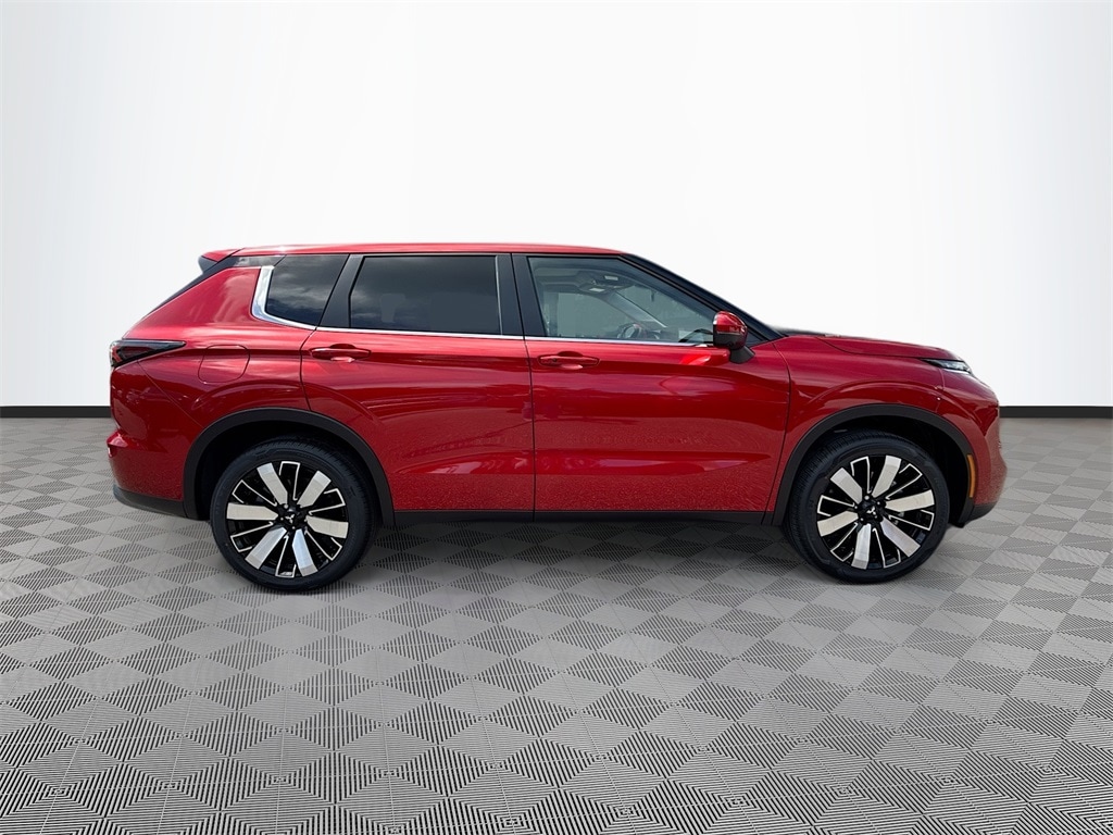 New 2025 Mitsubishi Outlander SE SUV