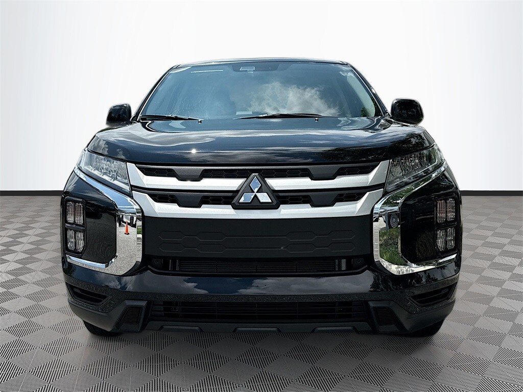 2025 Mitsubishi Outlander Sport ES photo 2