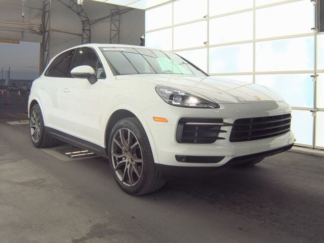 2019 Porsche Cayenne Base photo 2