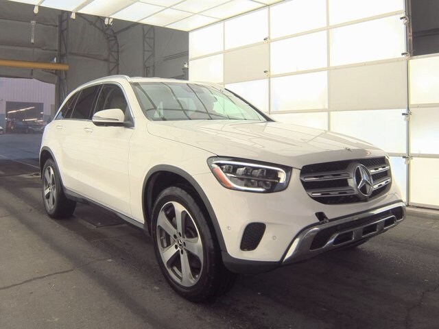 2022 Mercedes Benz GLC 300 4MATIC photo 3
