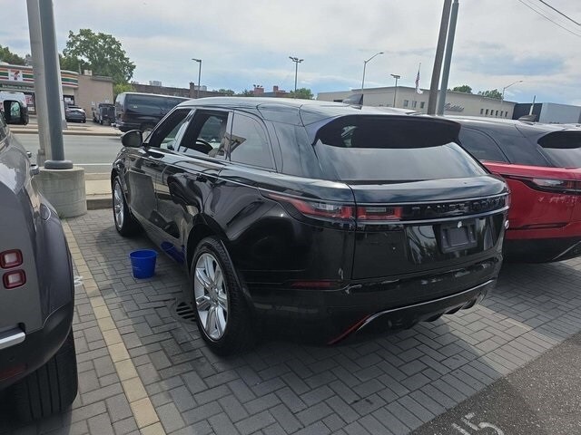 2021 Land Rover Range Rover Velar P250 R-Dynamic S photo 4