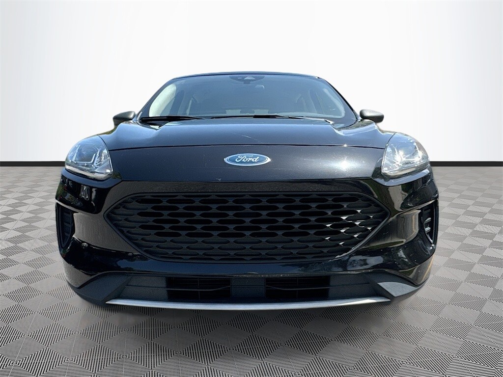 2020 Ford Escape S photo 2