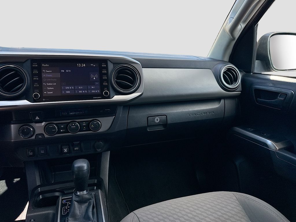 2022 Toyota Tacoma SR5 - Photo 23