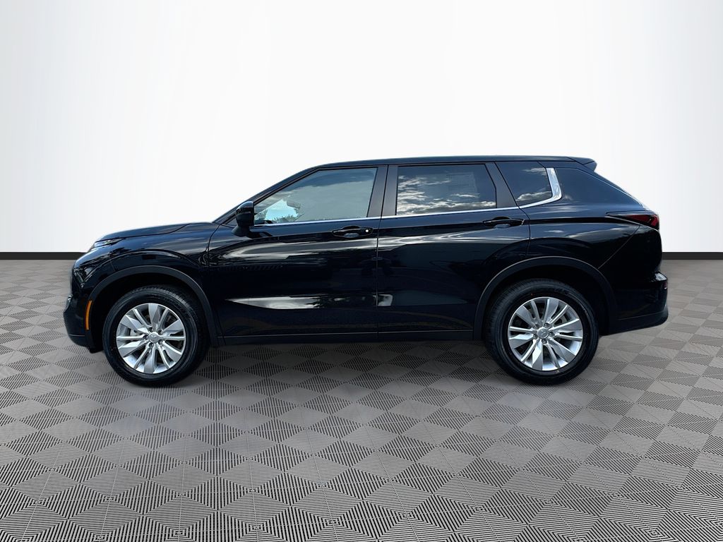 2025 Mitsubishi Outlander ES - Photo 9
