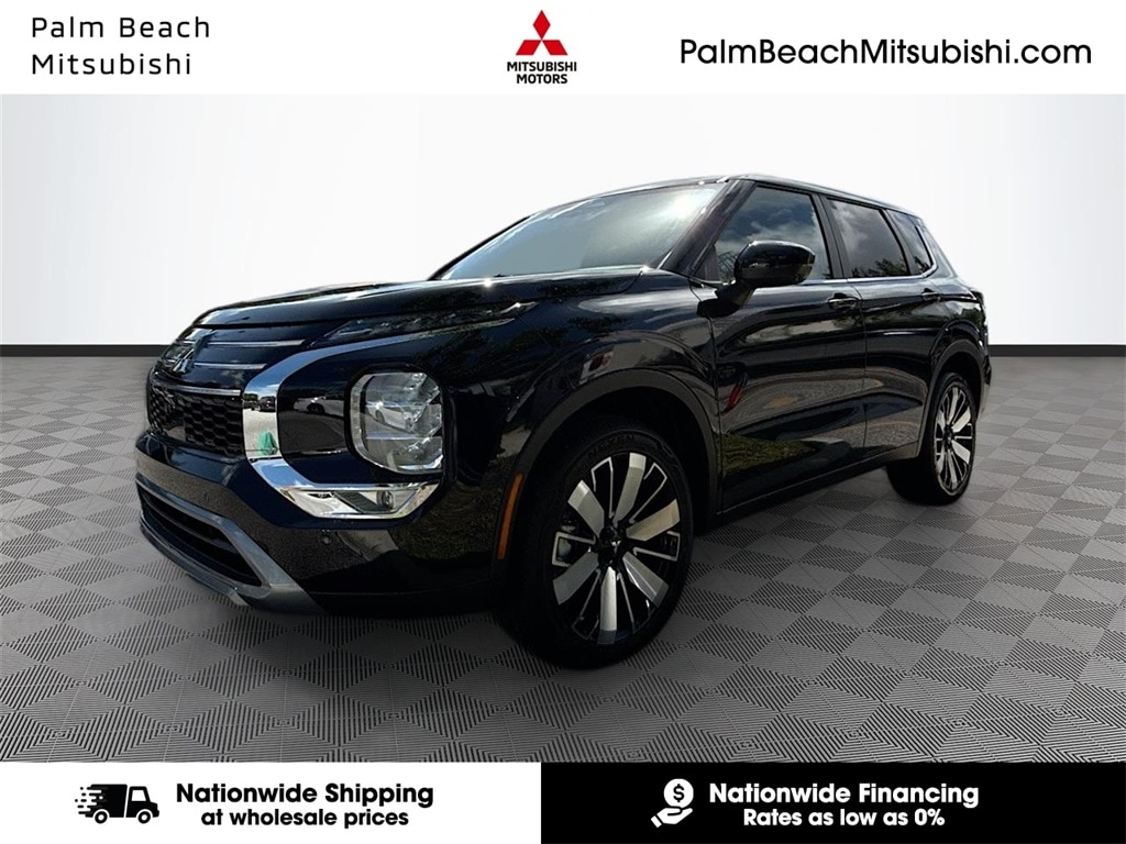 2025 Mitsubishi Outlander SE's photo