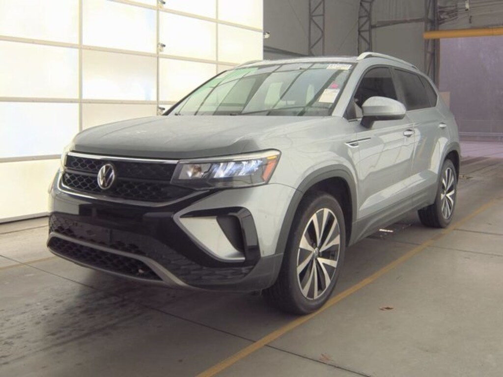 Used 2022 Volkswagen Taos 1.5T SE SUV