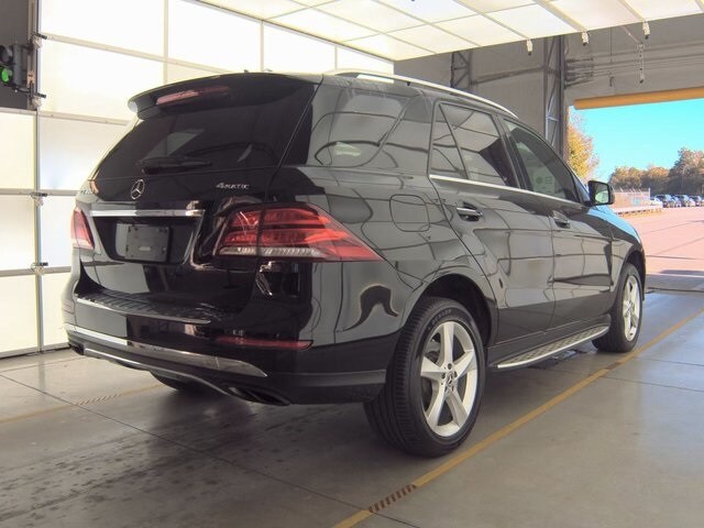2019 Mercedes Benz GLE 400 photo 2