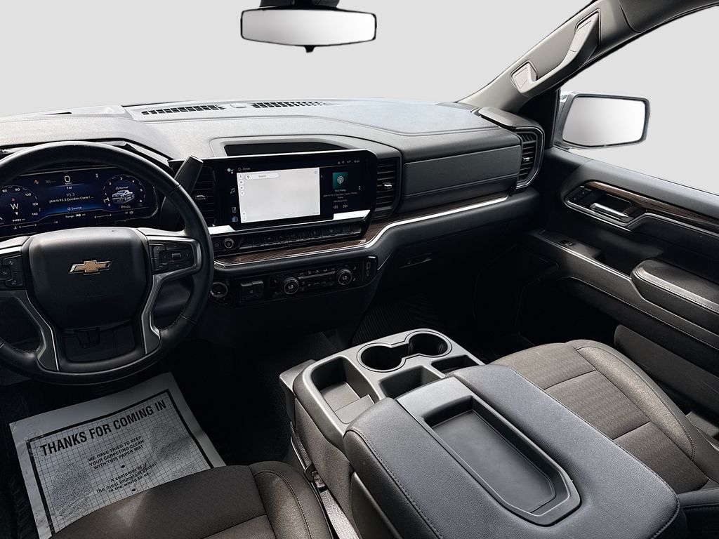 2025 Chevrolet Silverado 1500 LT - Photo 24