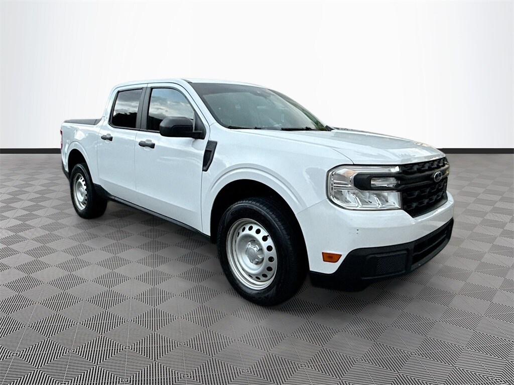 2022 Ford Maverick XL photo 3