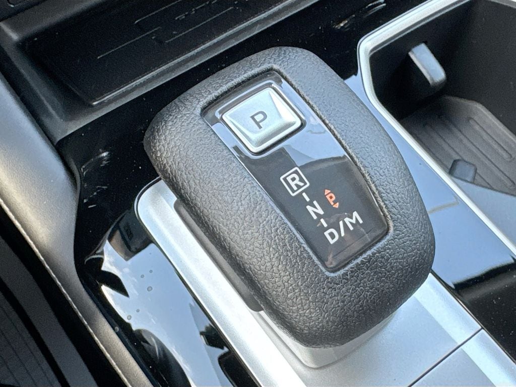 2025 Mitsubishi Outlander ES - Photo 18