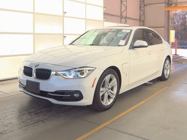 2018 BMW 3 Series 330e